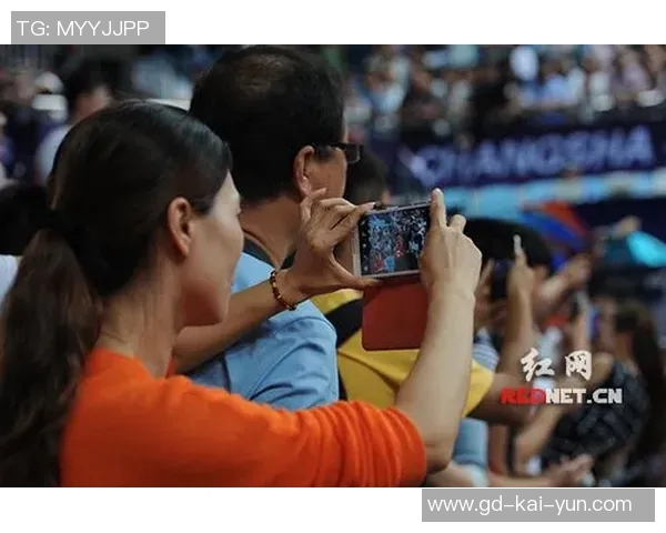 亚锦赛温馨图片，新加坡幸福照！